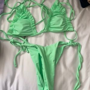 Shein bathing suit size small never worn